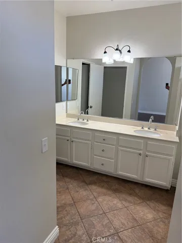 38 Breakers, Aliso Viejo, California 92656