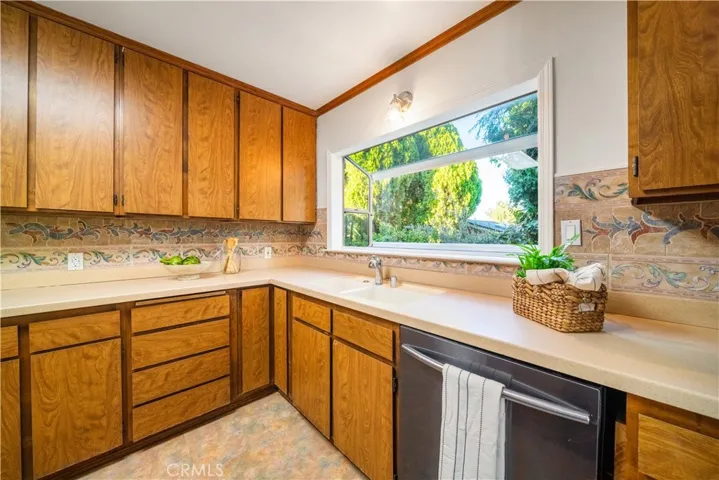 10062 Green Street, Temple City, California 91780