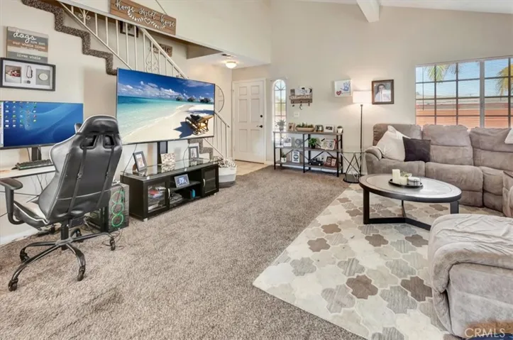 12725 Barlin Avenue, Downey, California 90242