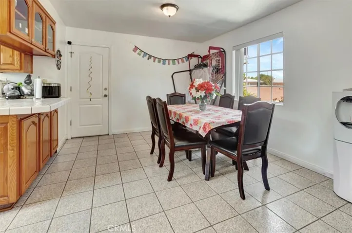 12725 Barlin Avenue, Downey, California 90242
