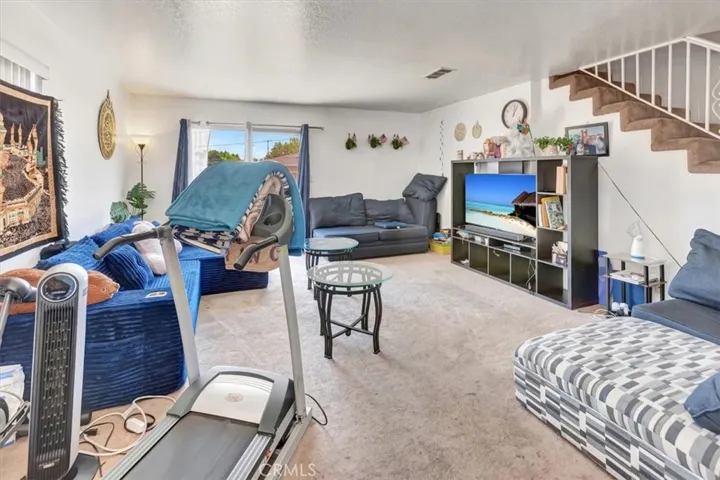 12725 Barlin Avenue, Downey, California 90242