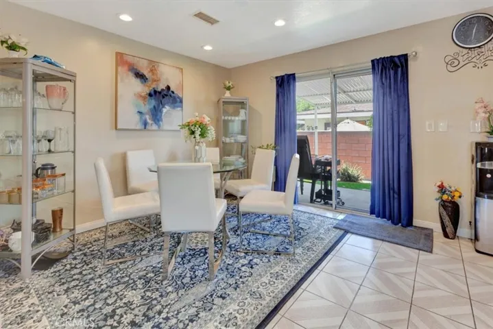12725 Barlin Avenue, Downey, California 90242