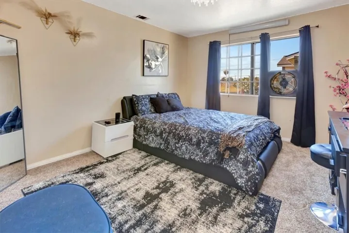 12725 Barlin Avenue, Downey, California 90242