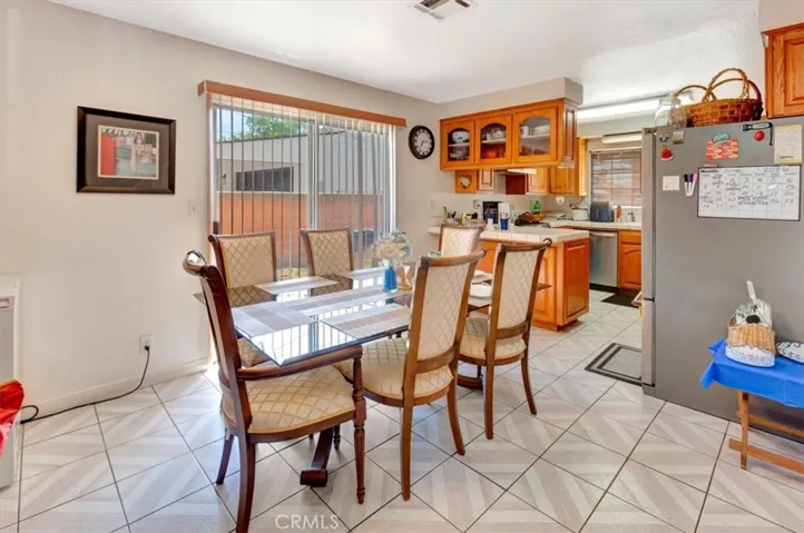 12725 Barlin Avenue, Downey, California 90242