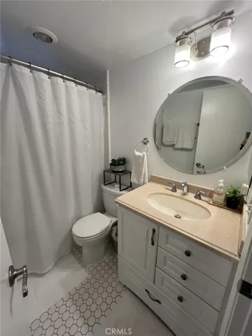 1120 Sandi, Costa Mesa, California 92627
