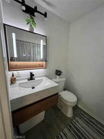1120 Sandi, Costa Mesa, California 92627