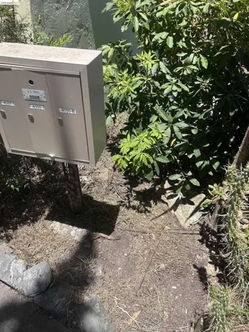 4035 Howe St, Oakland, California 94611