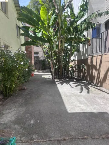 4035 Howe St, Oakland, California 94611