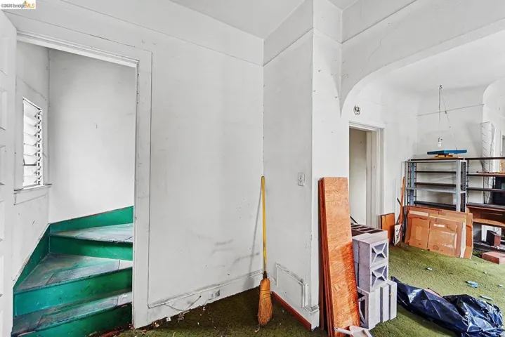 4035 Howe St, Oakland, California 94611