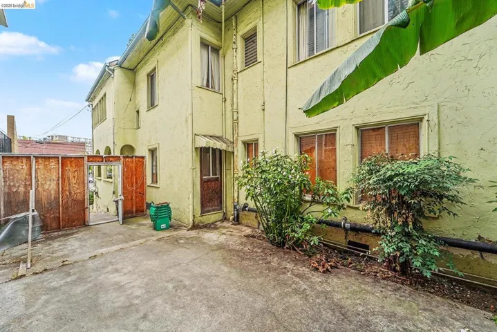 4035 Howe St, Oakland, California 94611