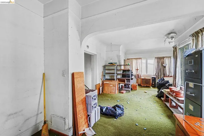 4035 Howe St, Oakland, California 94611