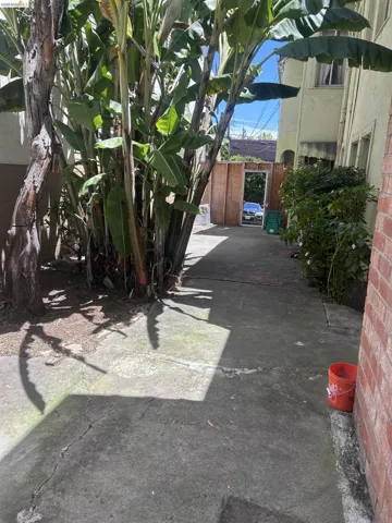 4035 Howe St, Oakland, California 94611