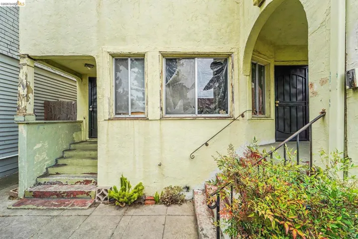 4035 Howe St, Oakland, California 94611