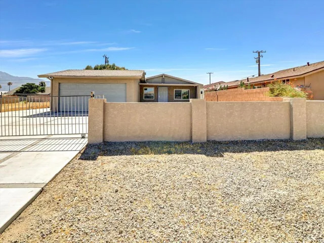 02-13315 La Mesa Drive-1