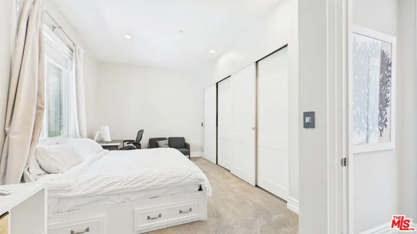 2422 Cazaux Place, Los Angeles, California 90068