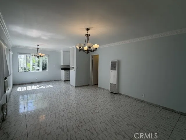 1717 N Berendo, Los Angeles, California 90027