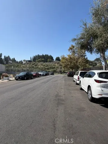 1717 N Berendo, Los Angeles, California 90027