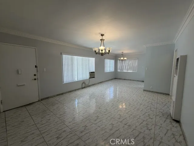 1717 N Berendo, Los Angeles, California 90027
