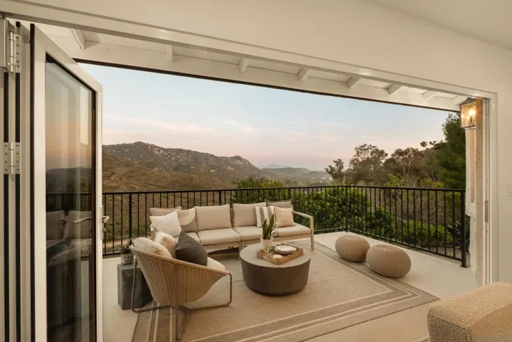 11337 Caprice Pl, Escondido, California 92026