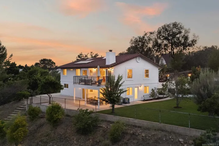 11337 Caprice Pl, Escondido, California 92026