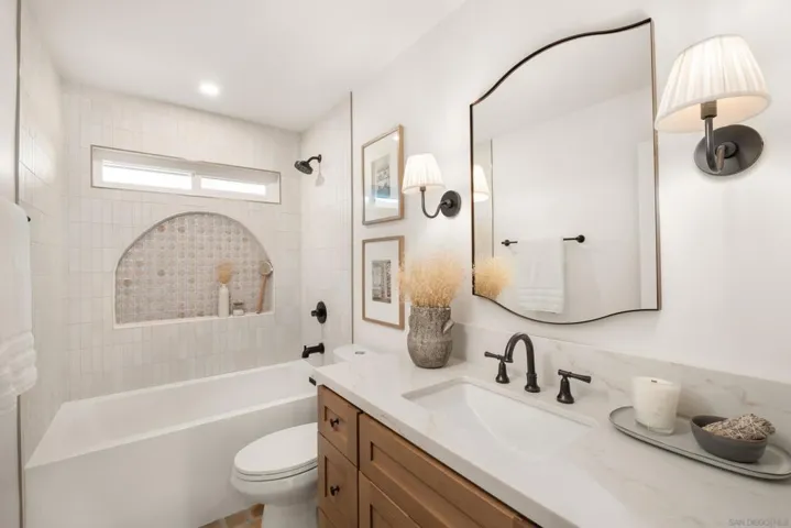 11337 Caprice Pl, Escondido, California 92026