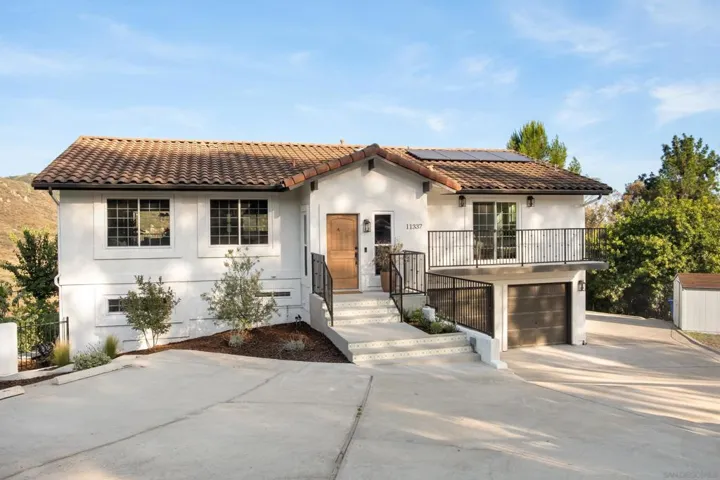 11337 Caprice Pl, Escondido, California 92026