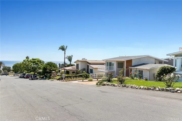 5 Clipper Road A, Rancho Palos Verdes, California 90275