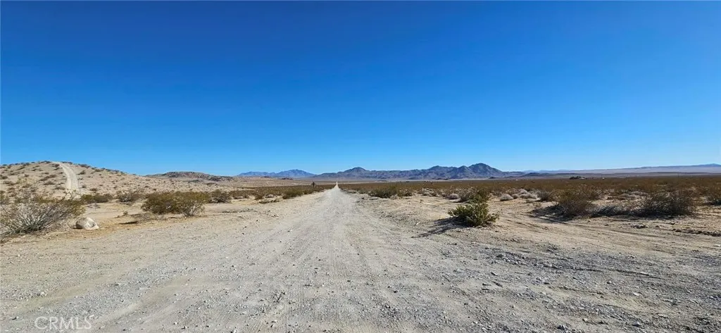 800 Green Rock Mine Rd. Near, Lucerne Valley, California 92356