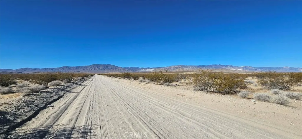800 Green Rock Mine Rd. Near, Lucerne Valley, California 92356