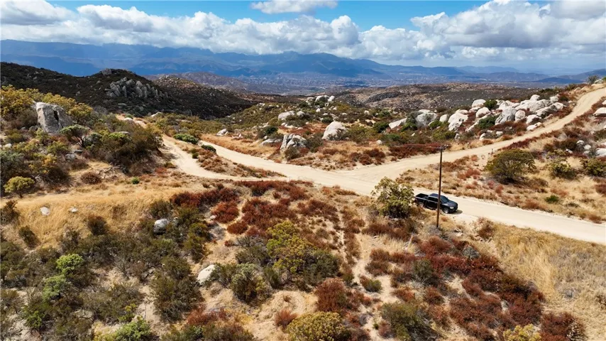 790 Crazy Horse Canyon Dr., Aguanga, California 92536