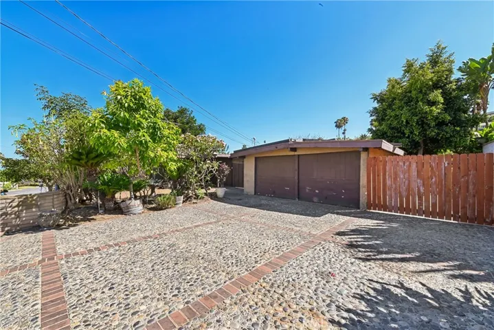 96 Rockinghorse Road, Rancho Palos Verdes, California 90275