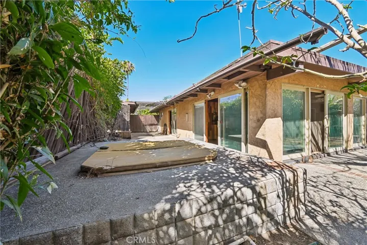 96 Rockinghorse Road, Rancho Palos Verdes, California 90275