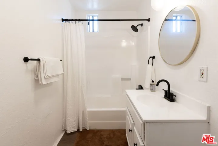 1744 W 36th Place, Los Angeles, California 90018