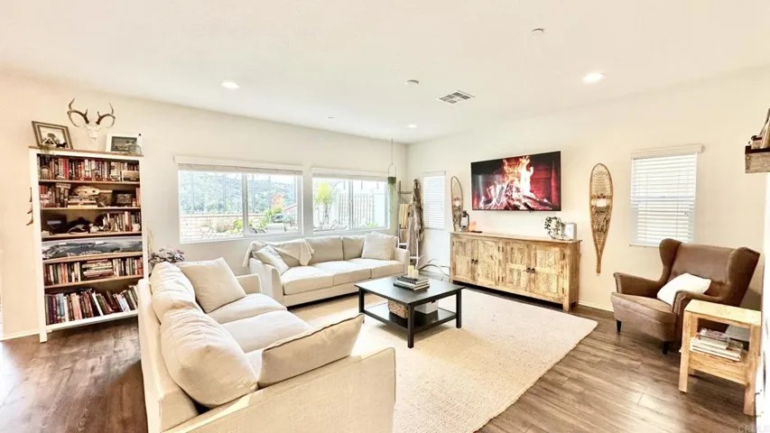 35646 Asturian Way, Fallbrook, California 92028