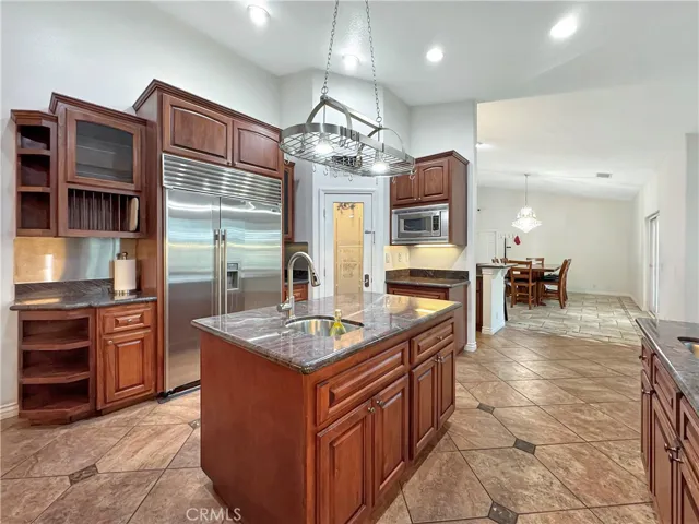875 Clark, Riverside, California 92501