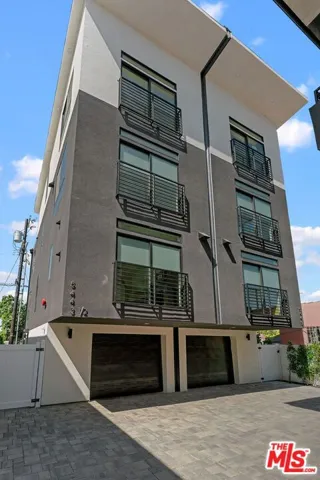 5443 Blackwelder Street, Los Angeles, California 90016