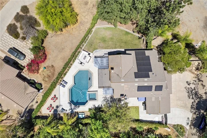 15605 Creekview Trail, Riverside, California 92506