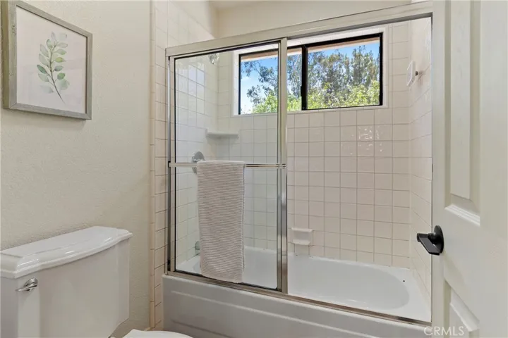 15605 Creekview Trail, Riverside, California 92506