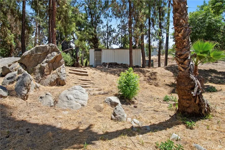 15605 Creekview Trail, Riverside, California 92506