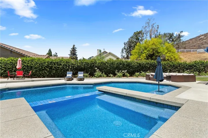 15605 Creekview Trail, Riverside, California 92506