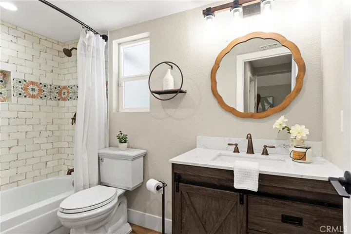 15605 Creekview Trail, Riverside, California 92506