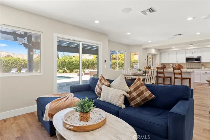 15605 Creekview Trail, Riverside, California 92506