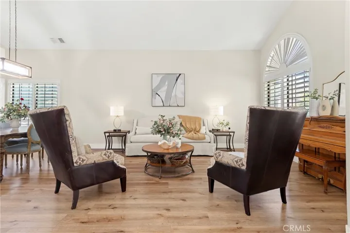 15605 Creekview Trail, Riverside, California 92506