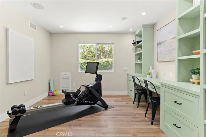 15605 Creekview Trail, Riverside, California 92506