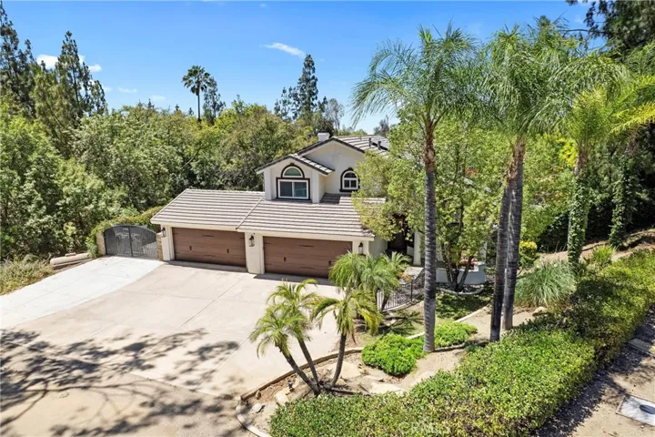 15605 Creekview Trail, Riverside, California 92506