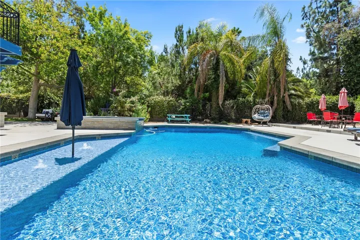 15605 Creekview Trail, Riverside, California 92506