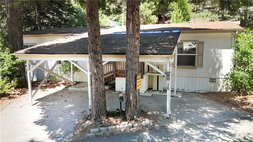 22899 Byron 16, Crestline, California 92325
