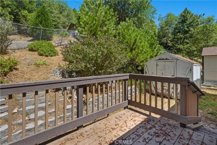 22899 Byron 16, Crestline, California 92325