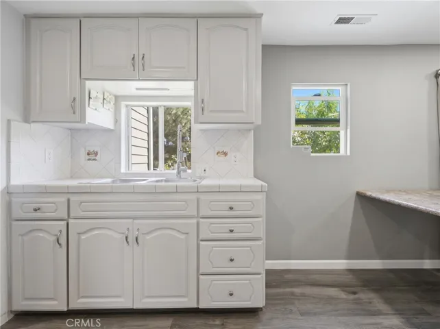 1164 Mentone, Pasadena, California 91103