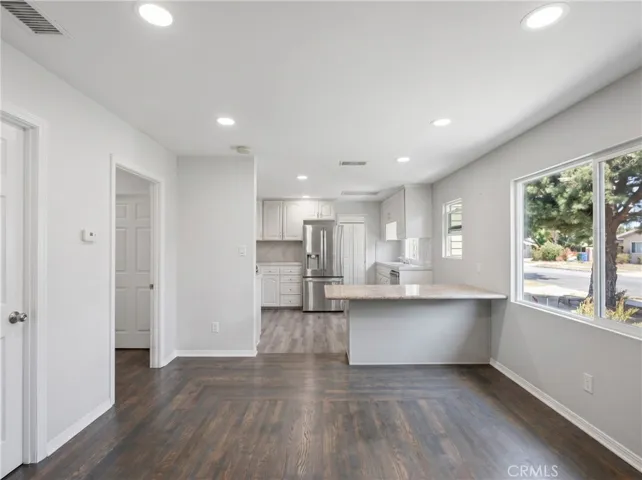 1164 Mentone, Pasadena, California 91103